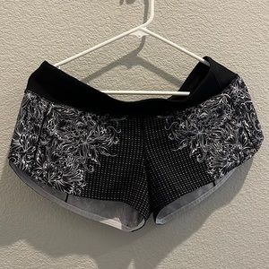 Like-new Lululemon running shorts, size 8. No signs of wear.